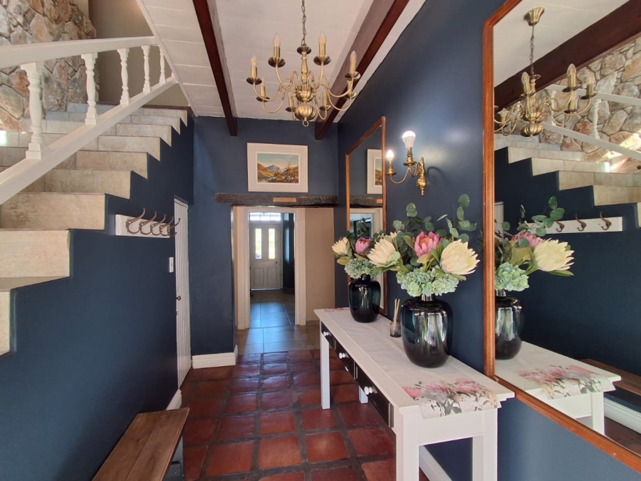 8 Bedroom Property for Sale in Stilbaai Oos Western Cape